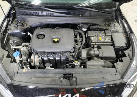 2024 Kia Forte Gt Line z USA, uszkodzony, nr VIN 3KPF54AD2RE715547